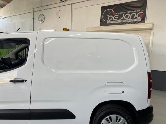 Peugeot PARTNER 1.5 BLUEHDI Premium, PDC, Trekhaak, Cruise control, Groot scherm