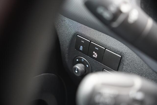 Peugeot PARTNER 1.6 VTi, AIRCO, 3-ZITS, BTW-VRIJ / MARGE