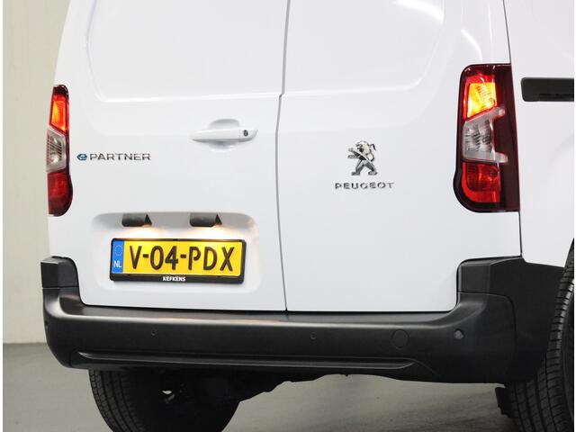 Peugeot PARTNER e-Partner Asphalt L1 50 kWh 136PK | NIEUW!! | AUTOMAAT | AppleCarPlay/AndroidAuto | Armsteun | Stoel/Stuurverwarming | Camera | Climate Control | Cruise Control | Parkeersensoren |