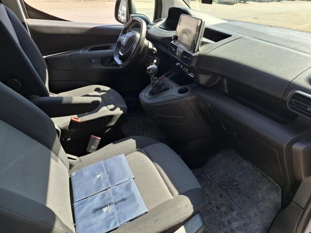 Peugeot PARTNER 1.5 BlueHDI Asphalt 131pk Airco/Carplay ?
