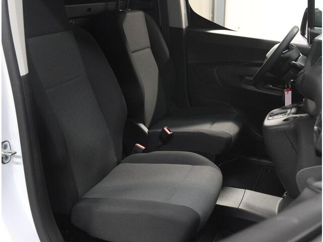 Peugeot PARTNER e-Partner Asphalt 50 kWh 136PK | NIEUW!! | AUTOMAAT | Armsteun | Airco | Cruise Control | Parkeersensoren | Centrale Deurvergrendeling Met Afstandsbediening | Schuifdeur |