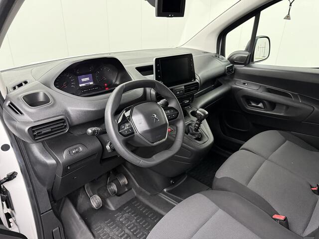 Peugeot PARTNER 1.5 BlueHDI Asphalt | 3-Persoons | Navigatie | Camera | Airco | Cruise | Betimmering