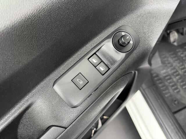 Peugeot PARTNER 1.5 BlueHDI Asphalt | 3-Persoons | Navigatie | Camera | Airco | Cruise | Betimmering