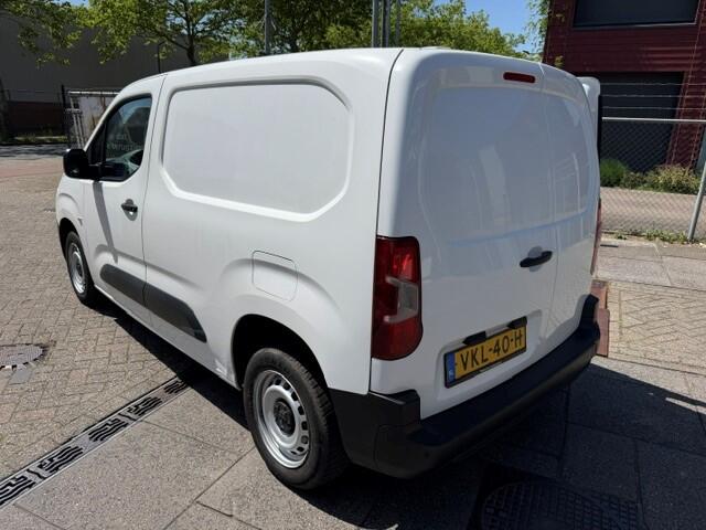 Peugeot PARTNER 1.2 PureTech Premium AIRCO I NAVI I PDC I MULTIMEDIA I 1e EIGENAAR I COMPLETE ONDERHOUDSHISTORIE