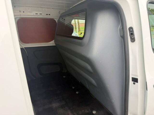 Peugeot PARTNER 1.5 BlueHDI Premium AIRCO I PDC I MULTIMEDIA I 1e EIGENAAR I COMPLETE ONDERHOUDSHISTORIE