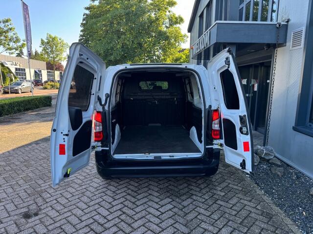 Peugeot PARTNER L2 Lang 1.5 BlueHdi 102PK 3-pers, Navi, 2x Schuifdeur, Cruisecntrl, PDC, NIEUWSTAAT!