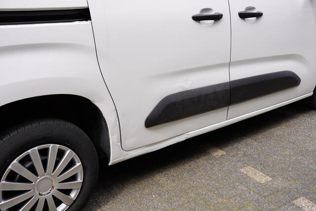 Peugeot PARTNER 1.2 PureTech Premium Navigatie / PDC / Airco