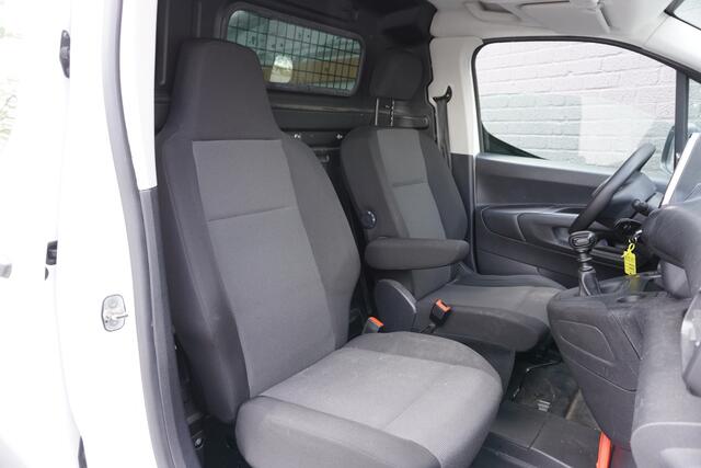 Peugeot PARTNER 1.2 PureTech 110PK Benzine! EURO 6 - Airco - Navi - Cruise - ¤12.499,- Excl.
