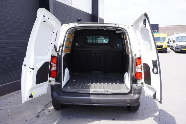 Peugeot PARTNER 1.2 PureTech 110PK Benzine! EURO 6 - Airco - Navi - Cruise - ¤12.499,- Excl.
