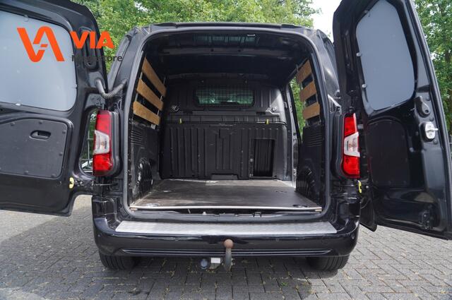 Peugeot PARTNER 1.5 | Premium | Trekhaak | Bullbars | Velgjes | Camera | Navi | Cruise | Full Color!