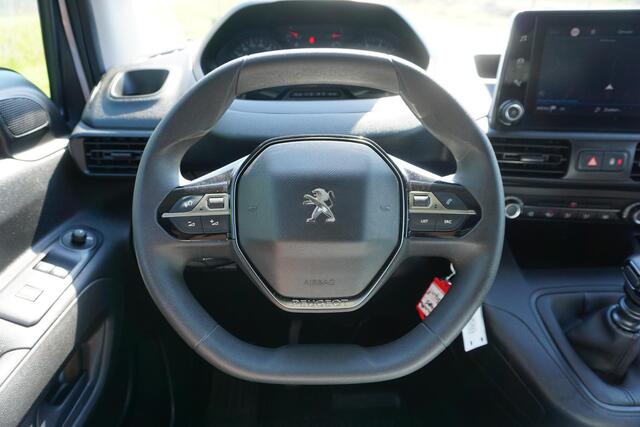 Peugeot PARTNER 1.5 BlueHDi 100 L1 in Topstaat ||MARGE geen BTW |1e eigenaar |Metallic |Cruise |Navigatie |Carplay |Android Auto |EURO6D |100 pk |Betimmering