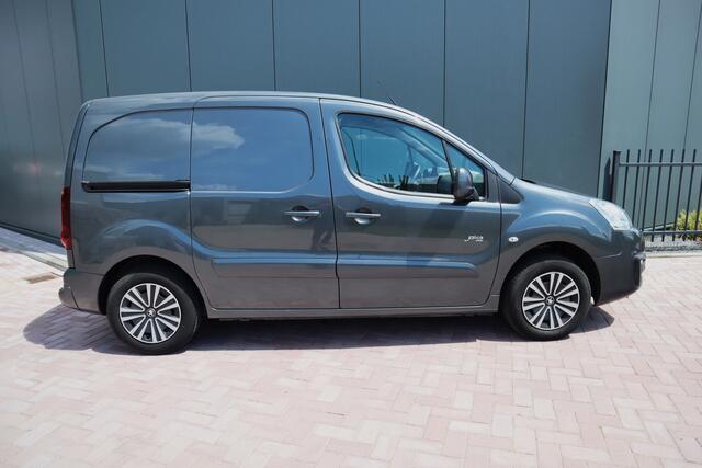 Peugeot PARTNER 120 1.6 BlueHDi 75 L1 Première Airco Navigatie Camera Pdc Rechter schuifdeur