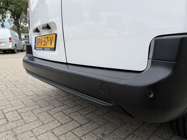 Peugeot PARTNER 1.2 PureTech Premium / benzine grijs kenteken / euro 6 / vaste prijs rijklaar ¤ 11.750 ex btw / lease vanaf ¤ 198 / airco / cruise / navi / raam in de schuifdeur / Apple Carplay Android auto
