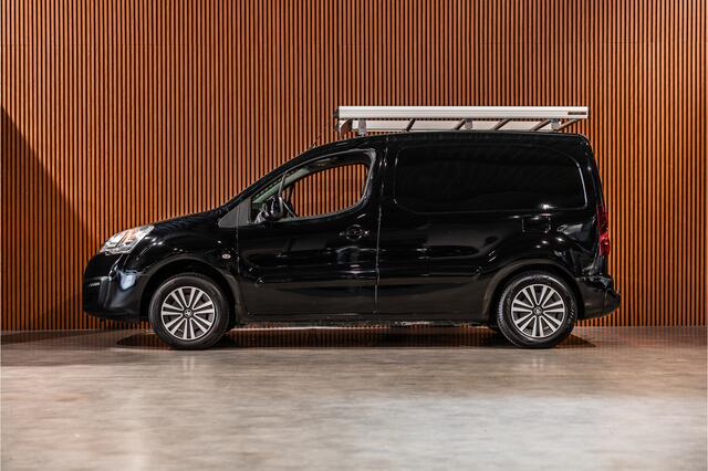 Peugeot PARTNER 120 1.6 BlueHDi | Trekhaak | Imperiaal | Airco | Navigatie | CarPlay | Euro 6 | Nieuwe APK | Orig. NL Auto