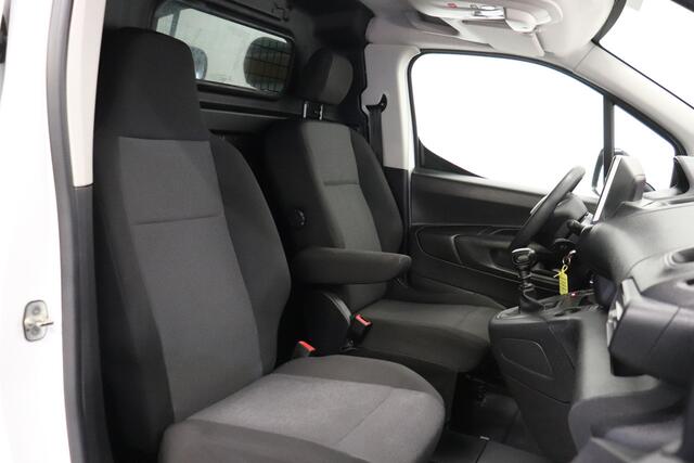Peugeot PARTNER 1.2 110PK Benzine - Airco - Navi - Cruise - ¤ 10.900,- Excl.