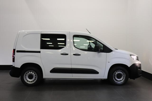 Peugeot PARTNER 1.2 110PK Benzine - Airco - Navi - Cruise - ¤ 10.900,- Excl.