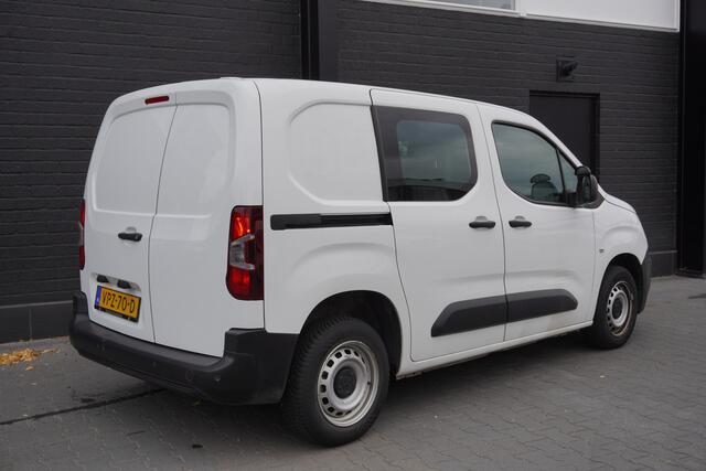 Peugeot PARTNER 1.2 PureTech 110Pk Benzine - Airco - Navi - Cruise - ¤ 12.499,- Excl.