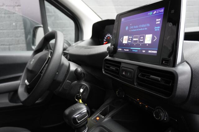 Peugeot PARTNER 1.2 PureTech 110Pk Benzine - Airco - Navi - Cruise - ¤ 12.499,- Excl.