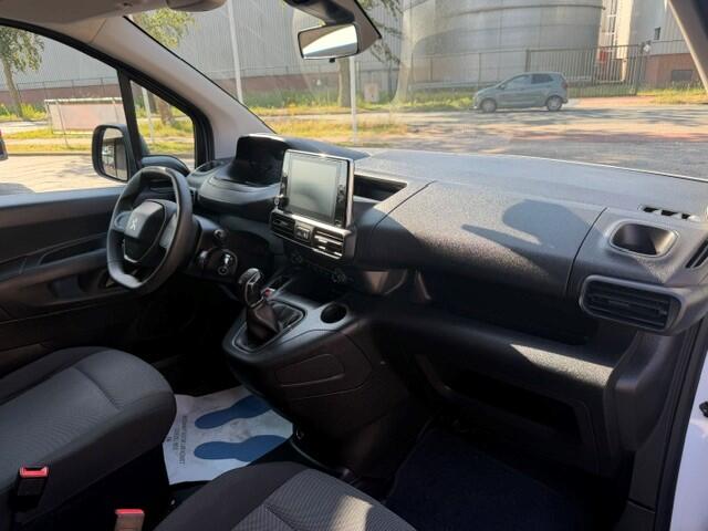 Peugeot PARTNER 1.5 BlueHDI Premium AIRCO I MULTIMEDIA I 1e EIGENAAR I COMPLETE ONDERHOUDSHISTORIE