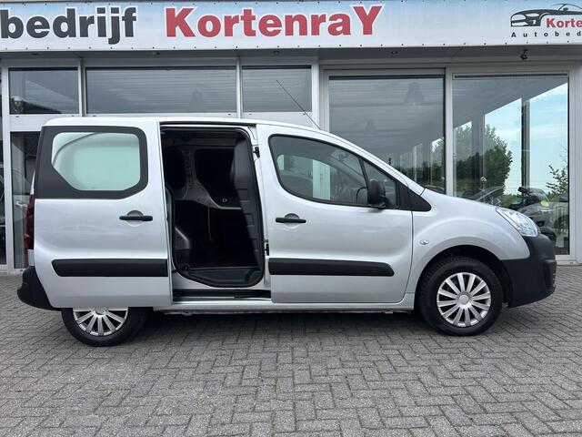 Peugeot PARTNER 122 1.6 VTi 98 L1 XR UNIEK 16700 KM/PARKEERSENSOR ACHTER/ELEKTR RAMEN/NIEUWSTAAT