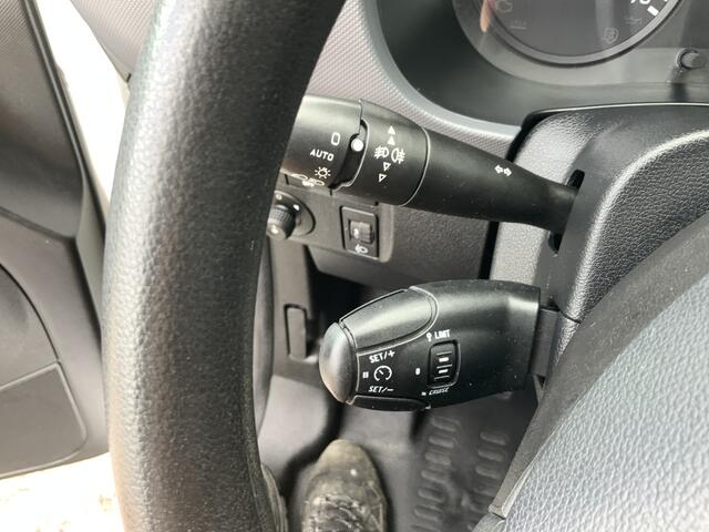 Peugeot PARTNER 120 1.6 BlueHDi 100 L1 Premium Pack S&S Airco Cruise 3 Zits Trekhaak 1250 kg Alu Velg Euro 6