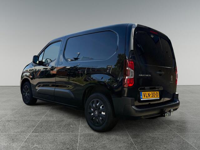 Peugeot PARTNER L1 Premium 1.5 BlueHDi 130pk EAT8 | 3-ZITS | CAMERA | NAVI | APPLE CARPLAY / ANDROID AUTO | TREKHAAK | SCHUIFDEUR | AIRCO | CRUISE CONTROL