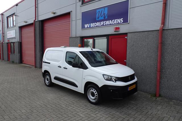 Peugeot PARTNER 1.5 BlueHDI Premium airco camera cruis trekhaak