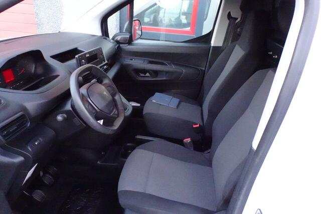 Peugeot PARTNER 1.6 BlueHDI Pro airco trekhaak