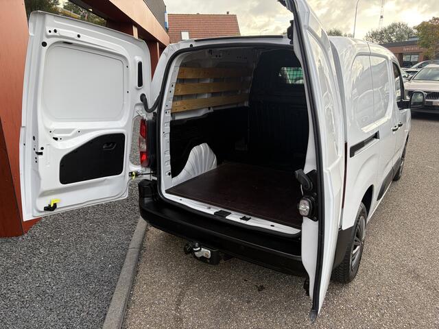 Peugeot PARTNER 1.5 BlueHDi 100 S&S L1 | 7.200km! | AIRCO | CRUISE | TREKHAAK | NIEUWSTAAT!