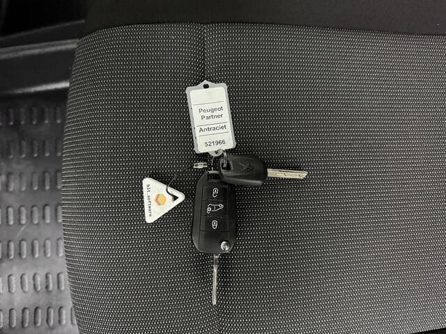 Peugeot PARTNER 1.5HDi | 3-Persoons | Navigatie | Multimedia | Airco | Cruise