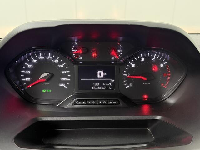 Peugeot PARTNER 1.2 PureTech Benzine Premium | Marge | Navigatie | Camera | Multimedia | Airco | Cruise | Trekhaak
