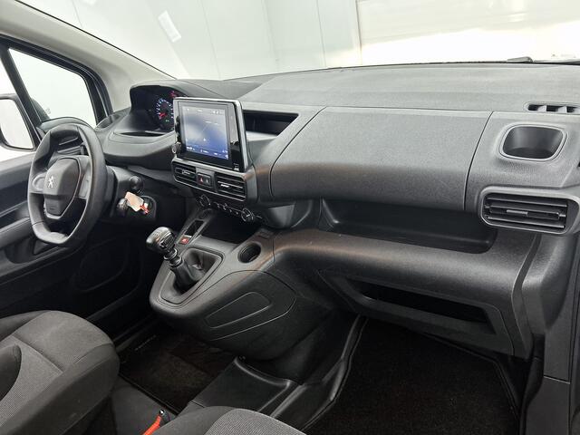 Peugeot PARTNER 1.2 Benzine 111PK Euro6 Premium / Airco / Navigatie / Cruise-ctr. / Schuifdeur + Raam / Radio multimedia / Apk 06-2027