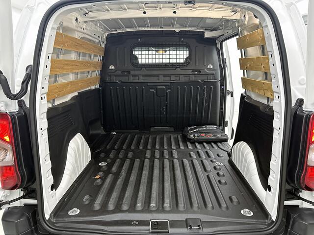 Peugeot PARTNER 1.2 Benzine 111PK Euro6 Premium / Airco / Navigatie / Cruise-ctr. / Schuifdeur + Raam / Radio multimedia / Apk 06-2027