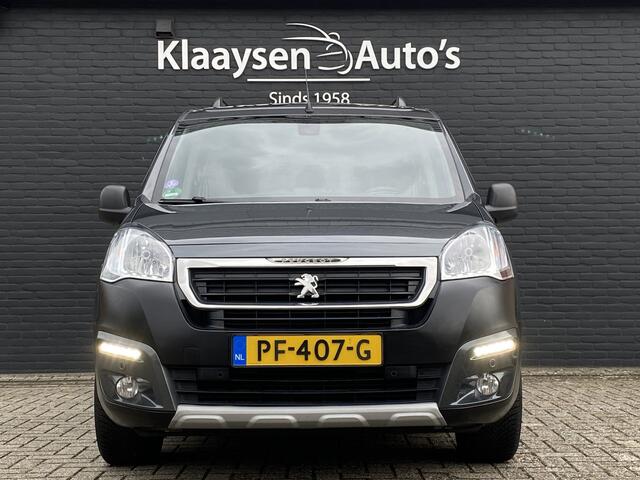 Peugeot PARTNER TEPEE 1.2 PureTech Allure 110 pk | navigatie | panoramadak | trekhaak | camera | 5 persoons | 2 schuifdeuren