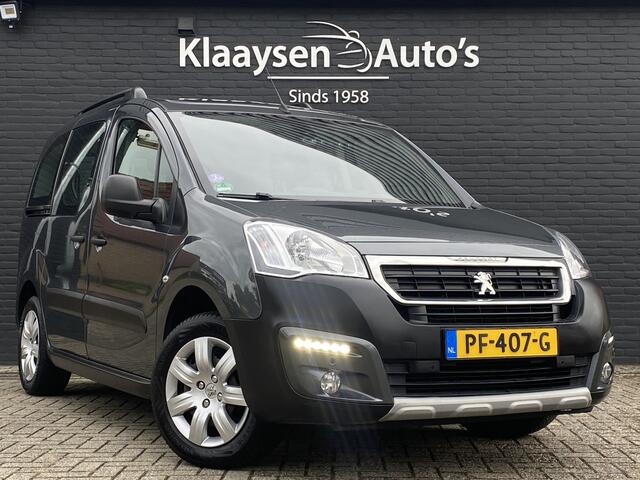 Peugeot PARTNER TEPEE 1.2 PureTech Allure 110 pk | navigatie | panoramadak | trekhaak | camera | 5 persoons | 2 schuifdeuren