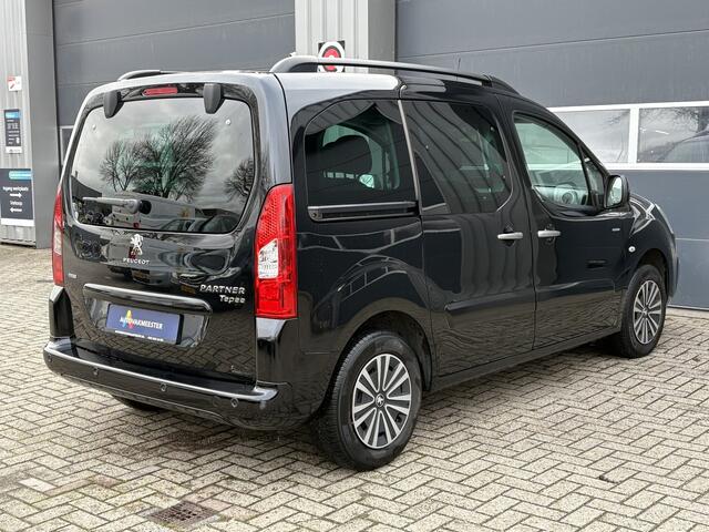 Peugeot PARTNER TEPEE 1.2 PureTech Style | Navi | Carplay | PDC | Airco | All Season | Interesse? Bel of App naar: 06 30 51 05 90