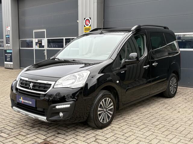 Peugeot PARTNER TEPEE 1.2 PureTech Active | Navi | Carplay | PDC | Airco | Cruise | Interesse? Bel of App naar: 06 30 51 05 90