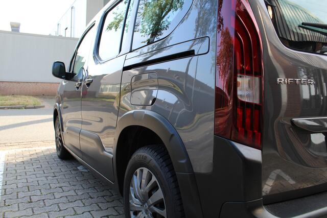 Peugeot Rifter 1.5 BlueHDI Allure automaat / 130 PK Set winterwielen