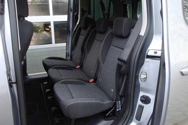 Peugeot Rifter 1.2 Puretech GT-Line / Met ROLSTOEL LIFT /UNIEKE KM STAND
