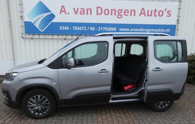 Peugeot Rifter 1.2 PURETECH ALLURE,Navi,Led,360,APK 13-9-26