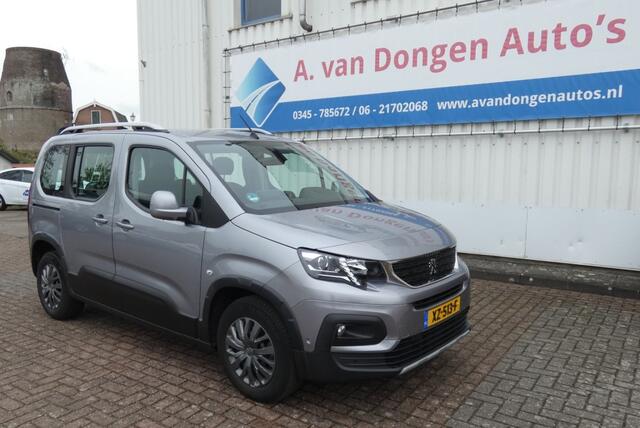 Peugeot Rifter 1.2 PURETECH ALLURE,Navi,Led,360,APK 13-9-26