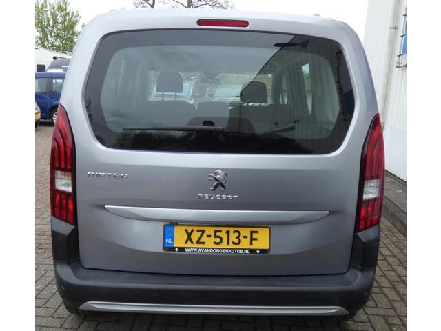 Peugeot Rifter 1.2 PURETECH ALLURE,Navi,Led,360,APK 13-9-26