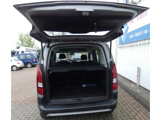 Peugeot Rifter 1.2 PURETECH ALLURE,Navi,Led,360,APK 13-9-26