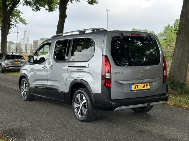 Peugeot Rifter Long 1.2 Puretech Long GT-Line 7 ZITTER | Trekhaak | Carplay | Achteruitrijcamera | Climate control | LED