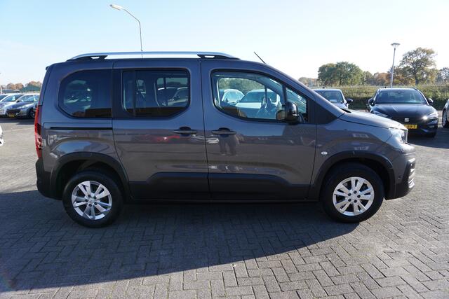 Peugeot Rifter 1.2 PURETECH AUTOMAAT ALLURE PACK LUXE!! 5 PERSOONS 5 STOELEN DISTRIBUTIERIEM RECENT VERNIEUWD! CAMERA PANORAMADAK LED AFN.TREKHAAK VOORRUITVERWARMING ANDROID-APPLECARPLAY NAVI KEYLESS PDC V+A ECC AIRCO CRUISECONTROL BLUETOOTH ENZ...