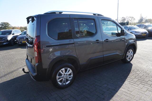 Peugeot Rifter 1.2 PURETECH AUTOMAAT ALLURE PACK LUXE!! 5 PERSOONS 5 STOELEN DISTRIBUTIERIEM RECENT VERNIEUWD! CAMERA PANORAMADAK LED AFN.TREKHAAK VOORRUITVERWARMING ANDROID-APPLECARPLAY NAVI KEYLESS PDC V+A ECC AIRCO CRUISECONTROL BLUETOOTH ENZ...