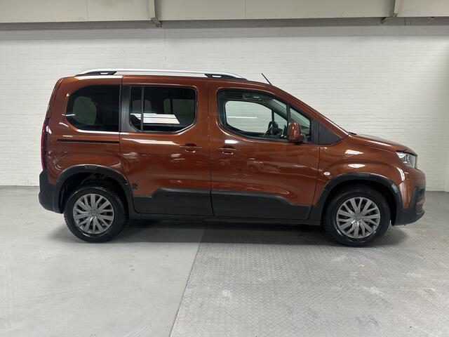 Peugeot Rifter 1.2 Puretech Active CLIMA / CAMERA / CRUISE / TREKHAAK Dis.Riem vervangen bij 94000KM