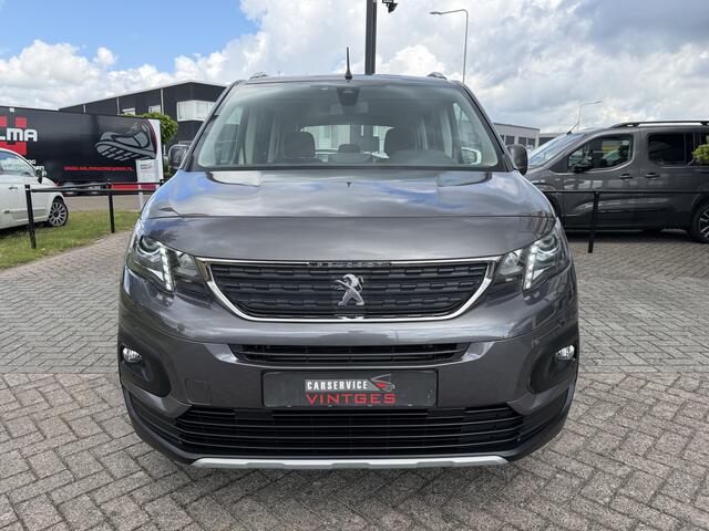 Peugeot Rifter 1.2 Puretech Active Peugeot Rifter 1.2 PureTech Active | Ruime gezinsauto | Trekhaak | CarPlay | Cruise | PDC