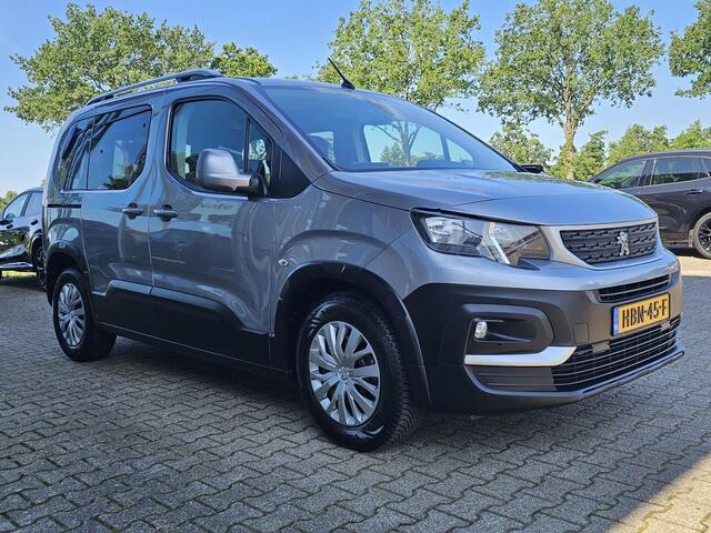 Peugeot Rifter 1.2 Puretech Allure automaat | Hoge instap | Ruim en praktisch | Stoelverwarming | Climate control | Parkeersensoren | Trekhaak |