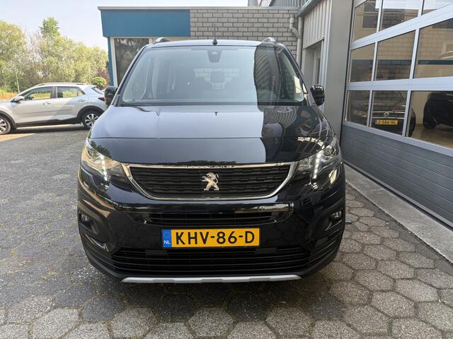 Peugeot Rifter Long 1.2 Puretech Long Allure 7p. / Carplay